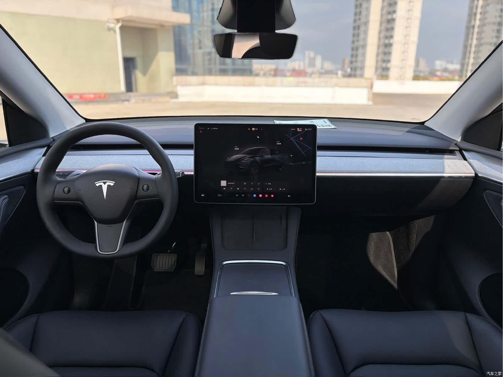 Tesla Model Y, 2024 все фото