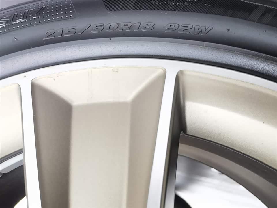 Audi Q2L Audi Q2L