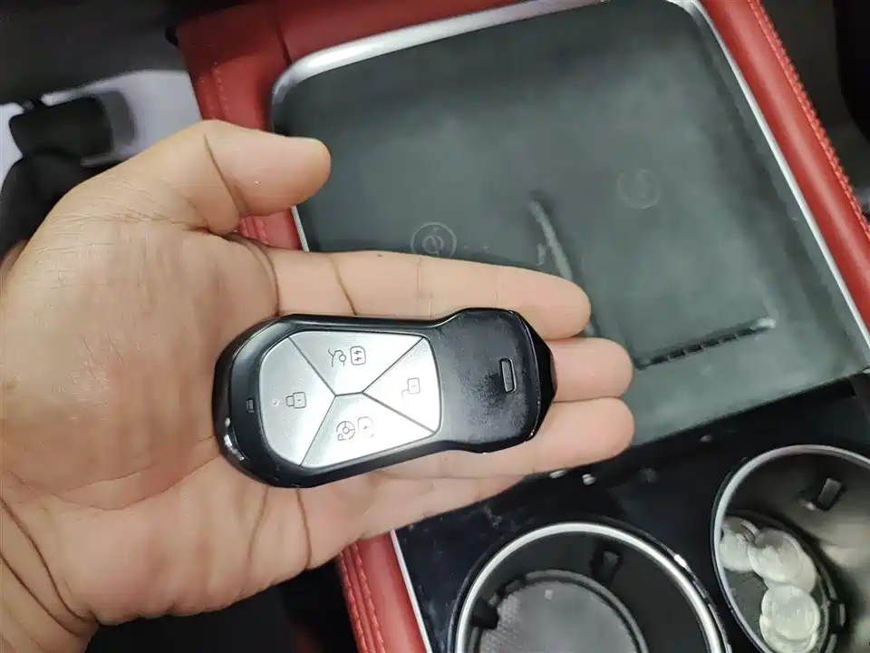 XPENG P7