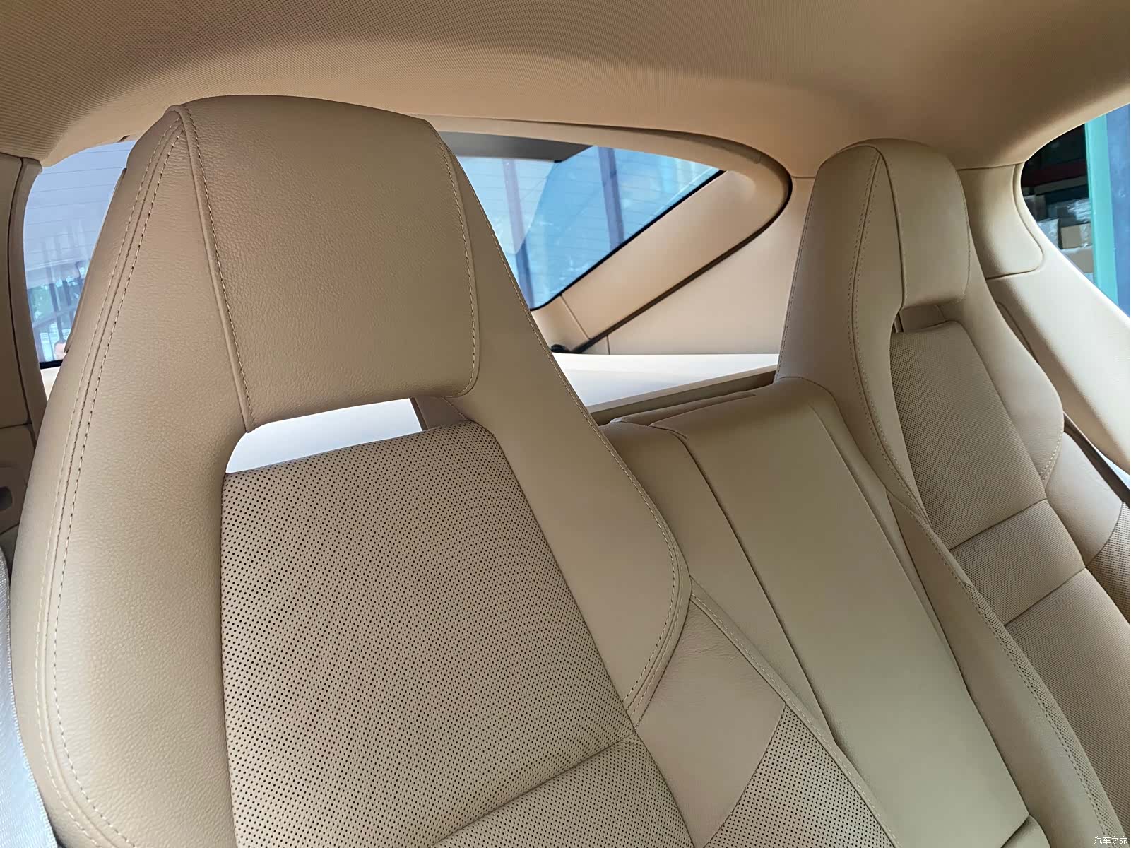 Porsche Panamera, 2011 28