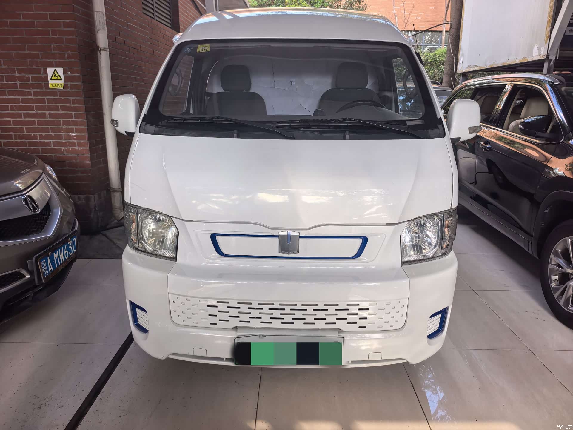 Geely E6, 2023 2