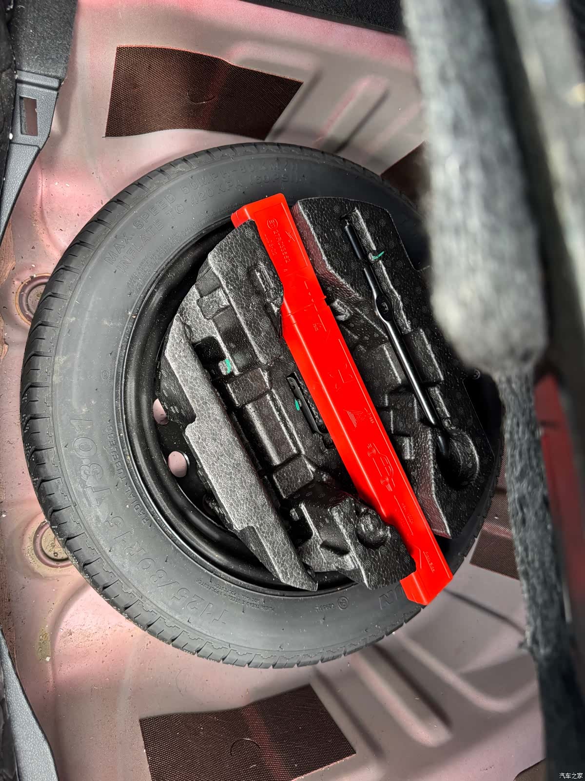 Geely Binray, 2019 11