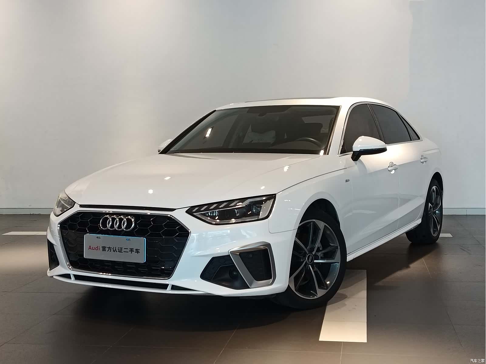 Audi A4L, 2022 1