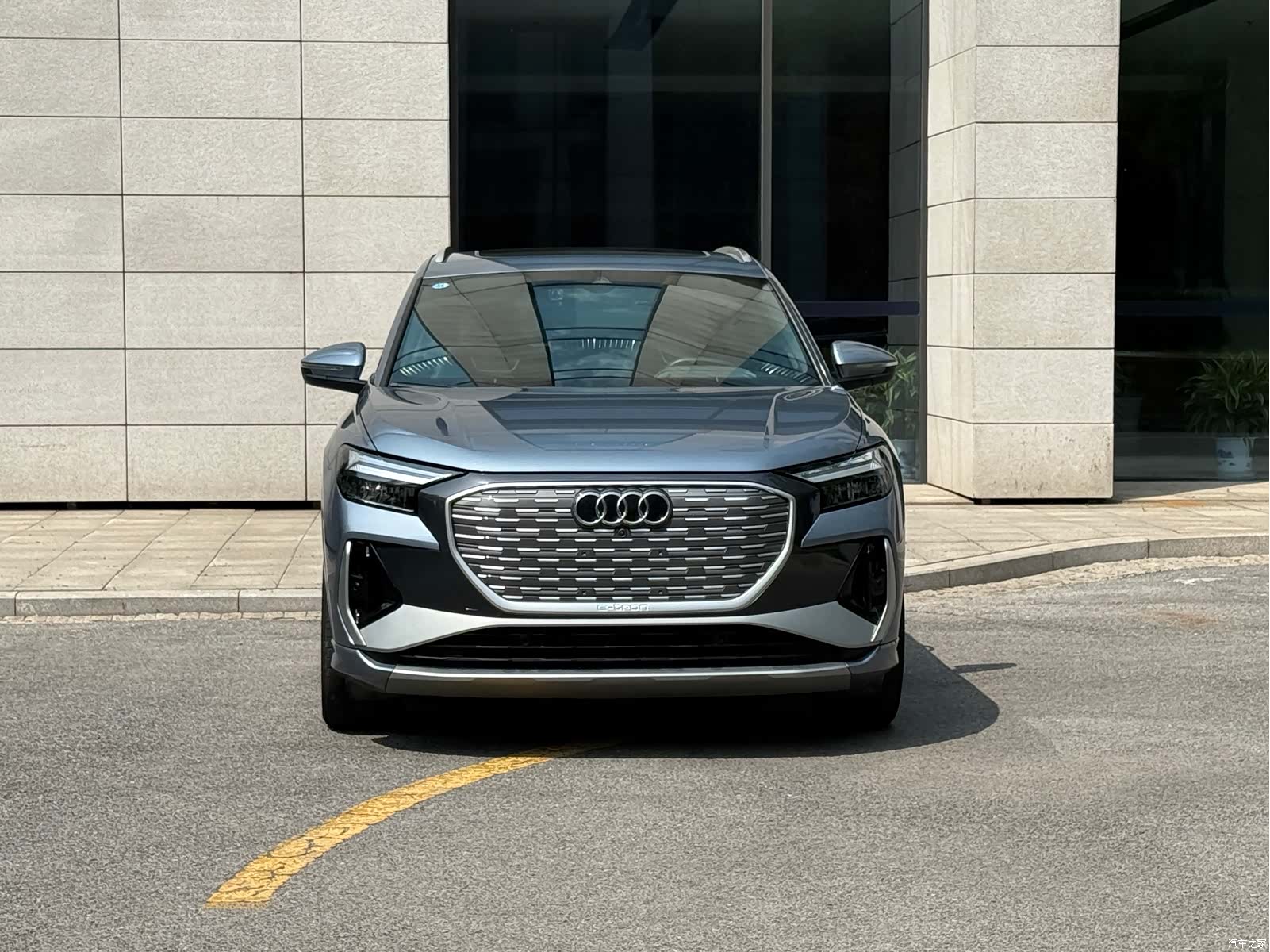 Audi Q4 e-tron, 2024 2