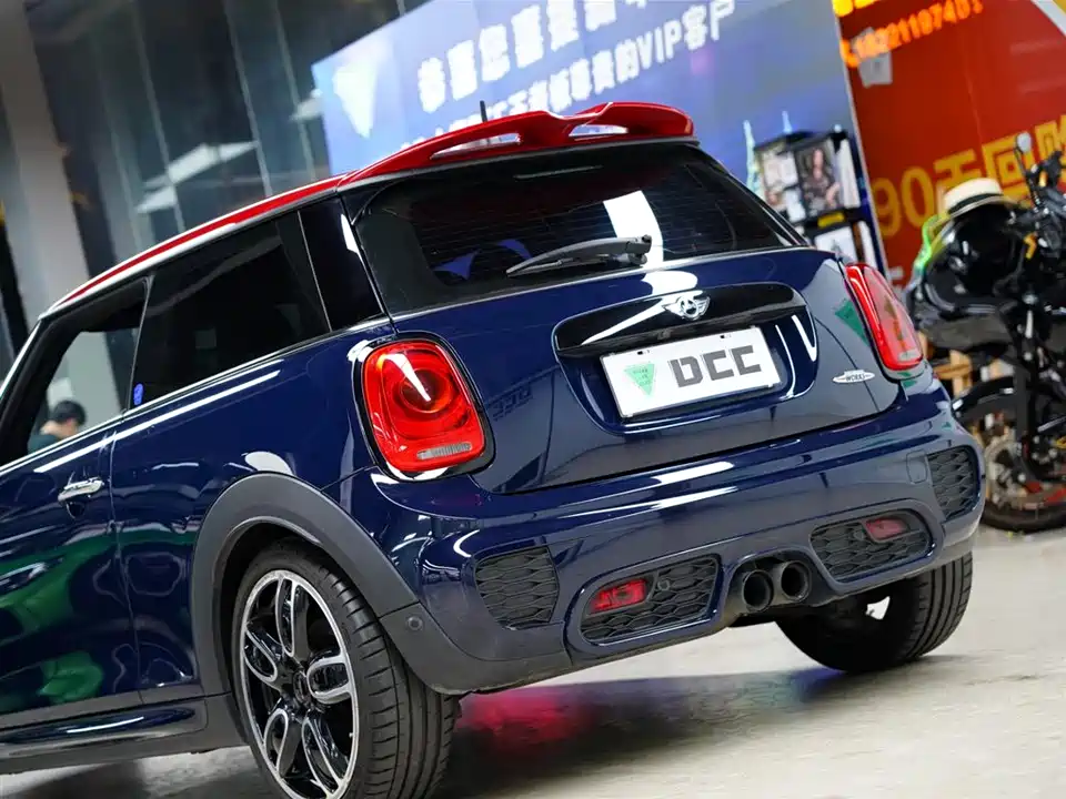 MINI JCW