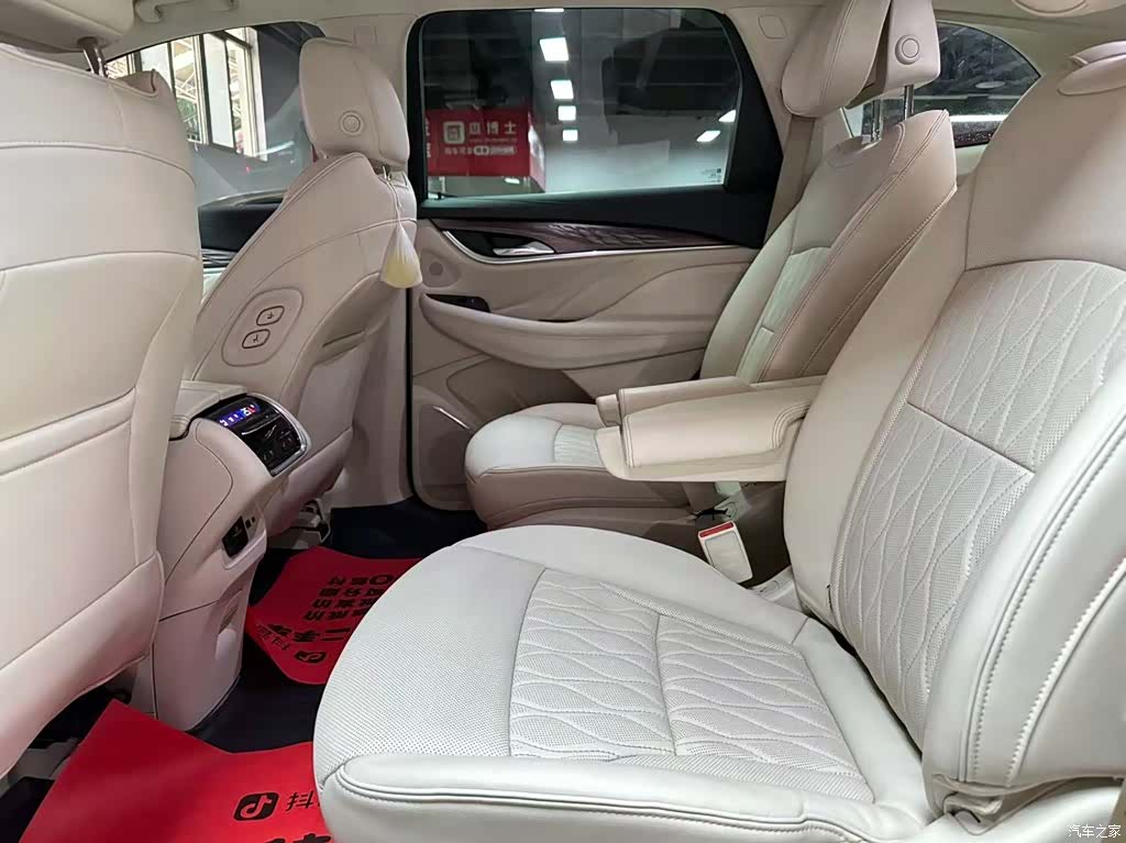 Buick Enclave, 2021 8
