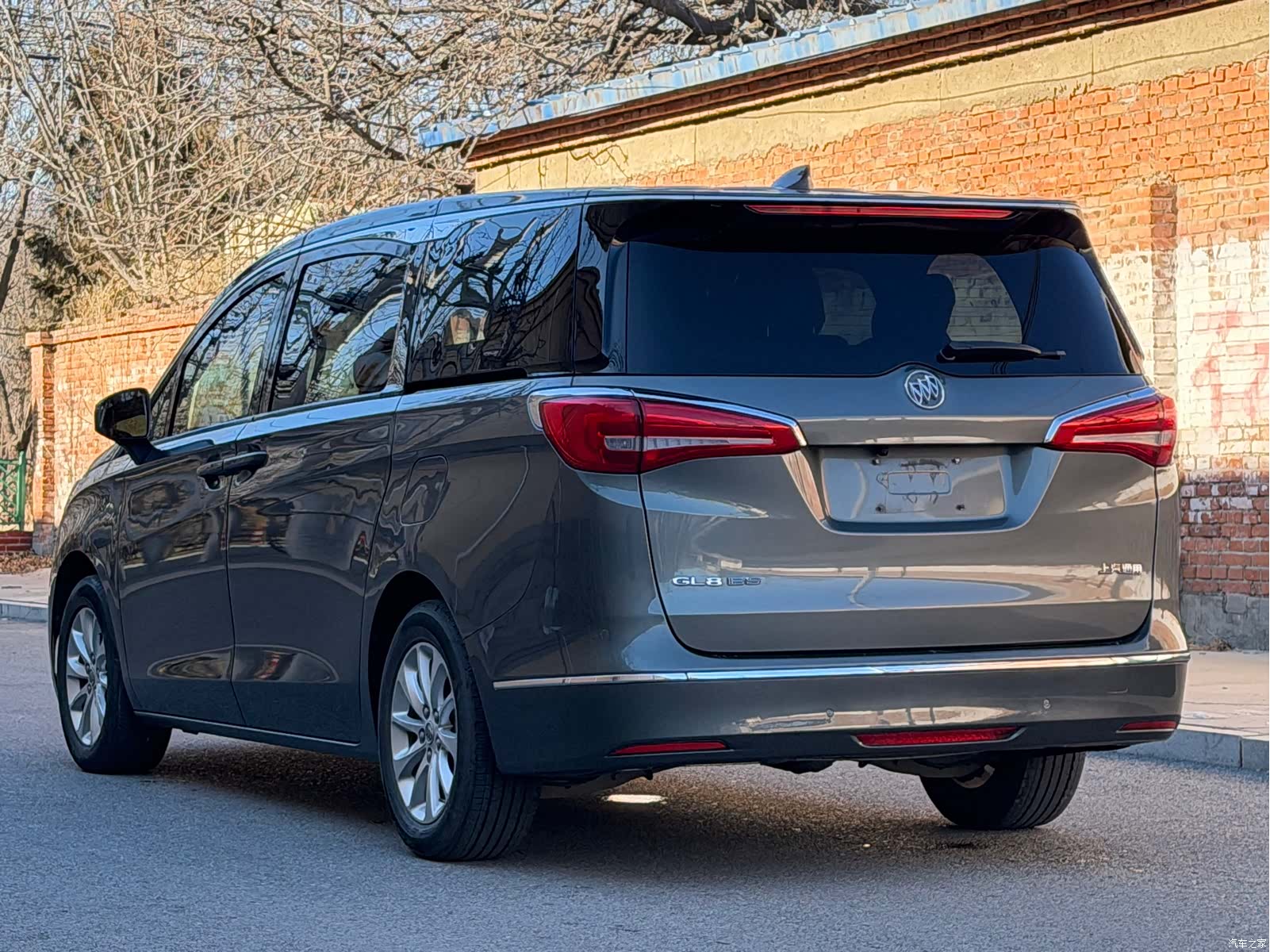Buick GL8, 2018 6