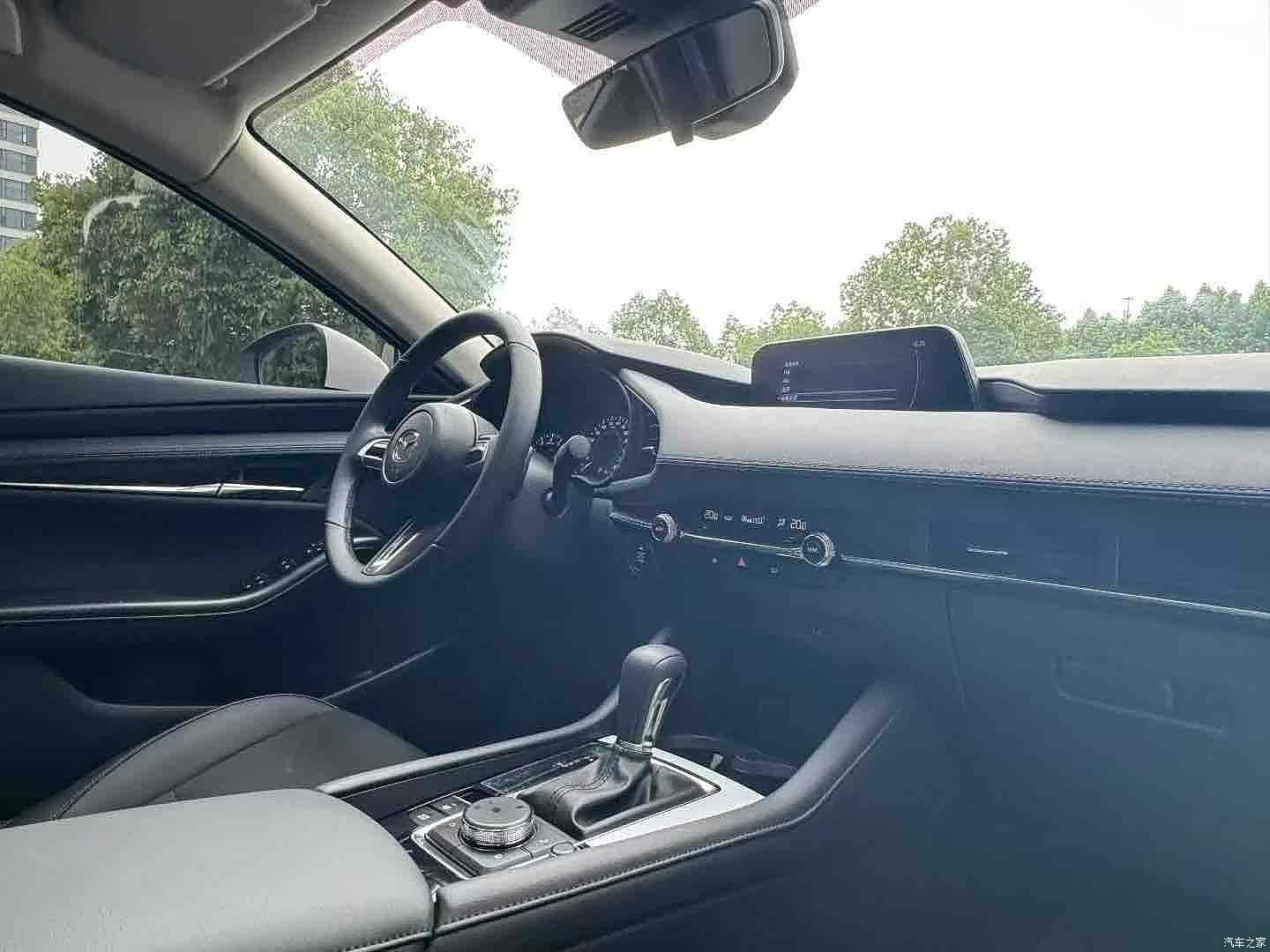 Mazda Mazda3, 2025 6