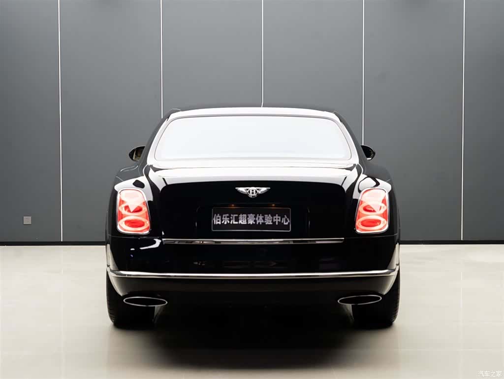 Bentley Mulsanne, 2016 6