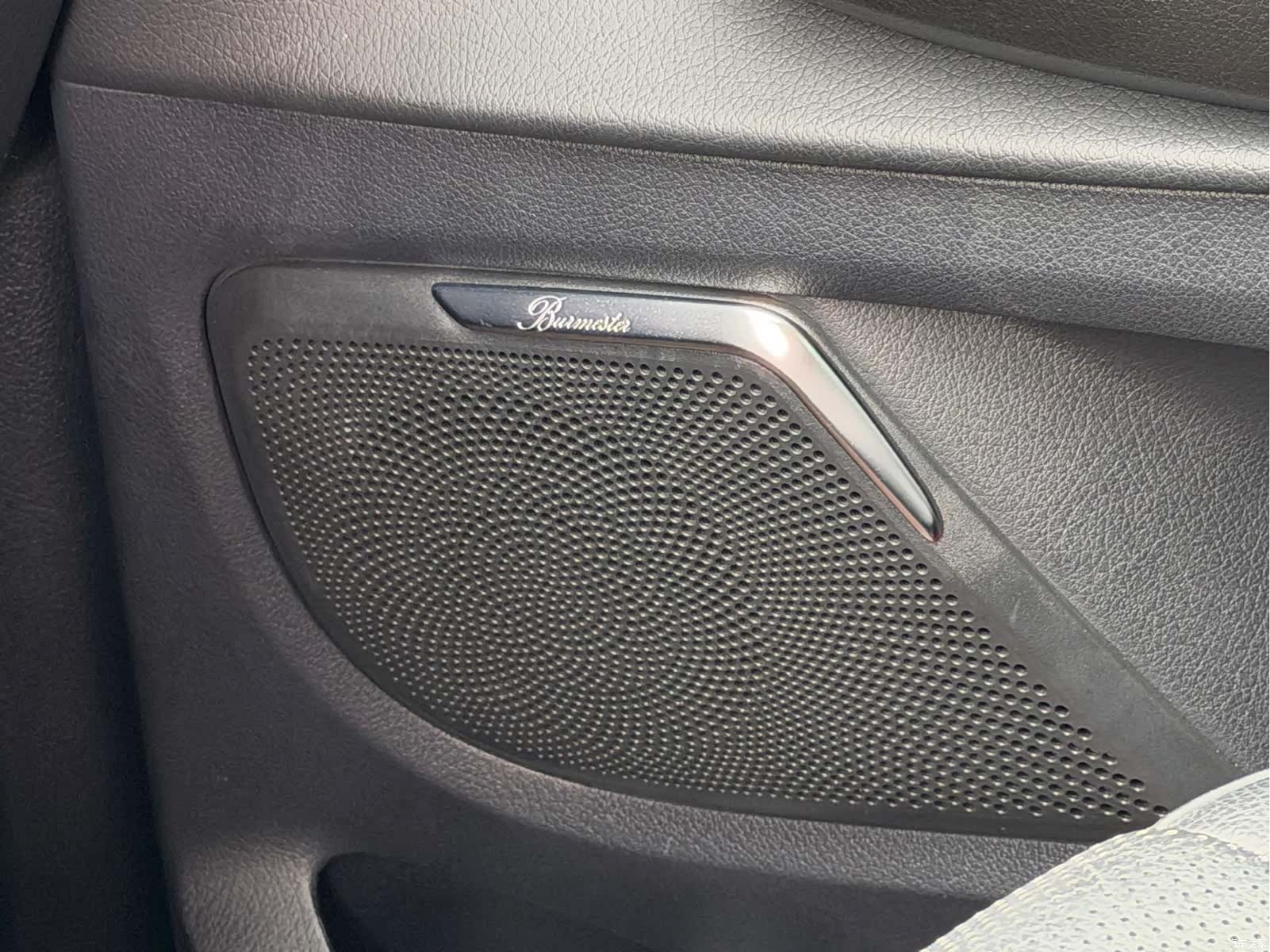 Mercedes-Benz V-Class, 2018 23