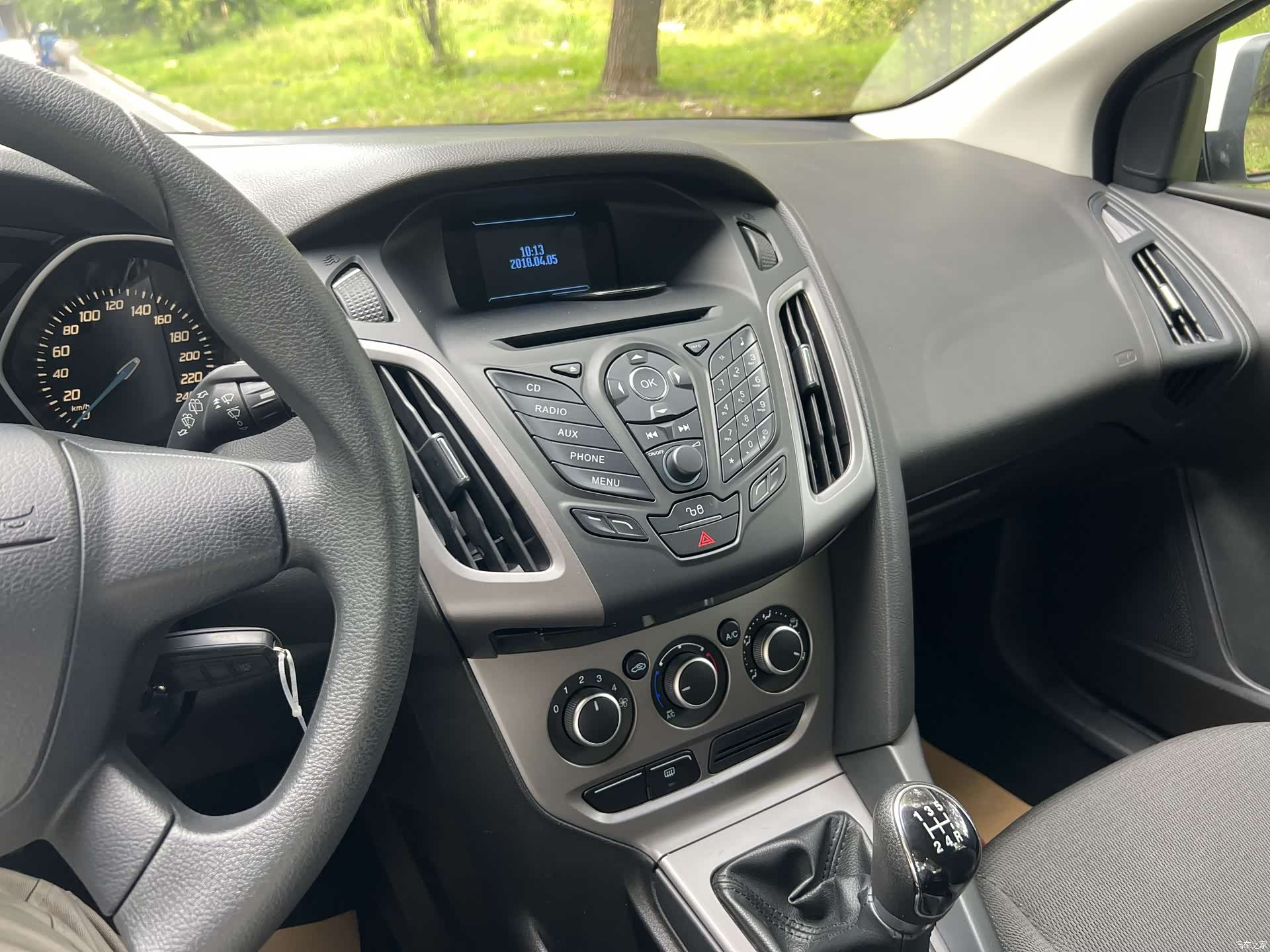 Ford Focus, 2015 7
