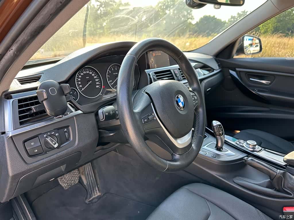 BMW 3 Series, 2016 13