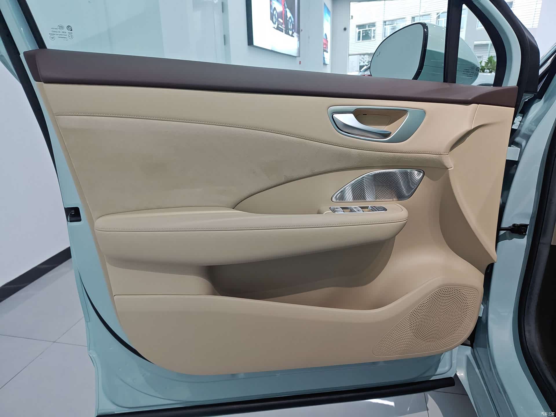 SAIC ShangJie H5, 2025 16
