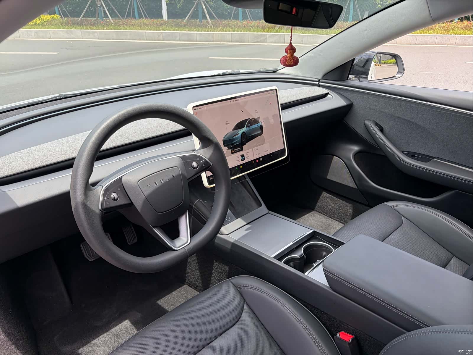 Tesla Model 3, 2024 3