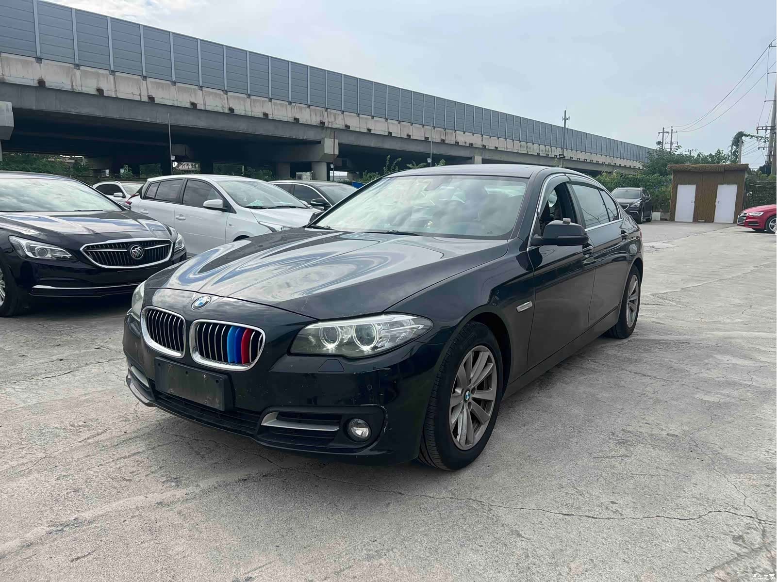 BMW 5 Series, 2016 1