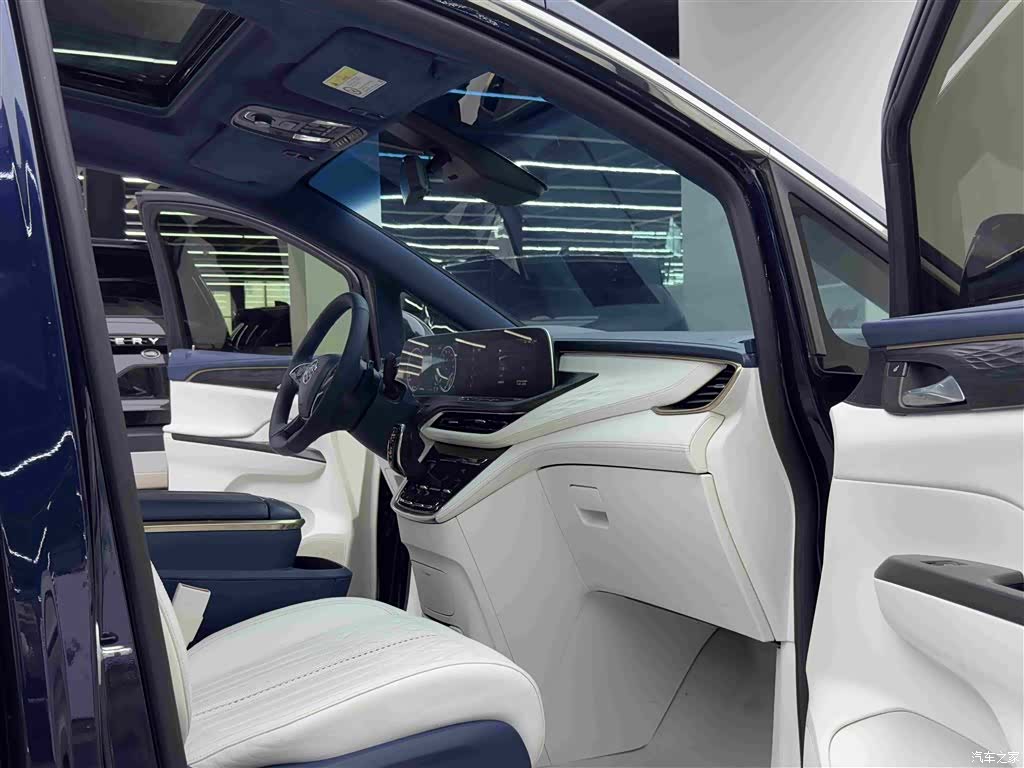 Buick GL8, 2020 10