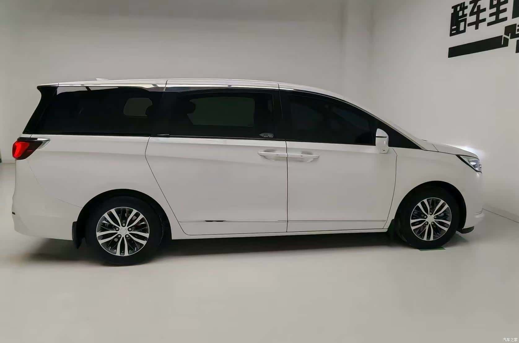 Buick GL8, 2021 7