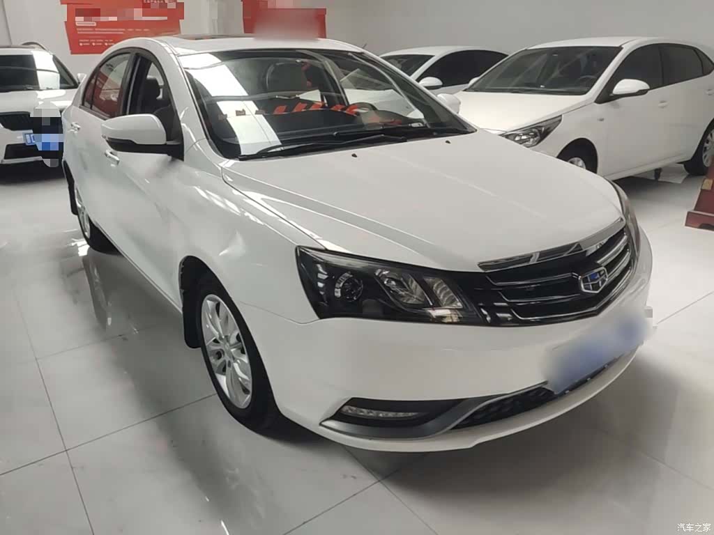 Geely Emgrand, 2015 4