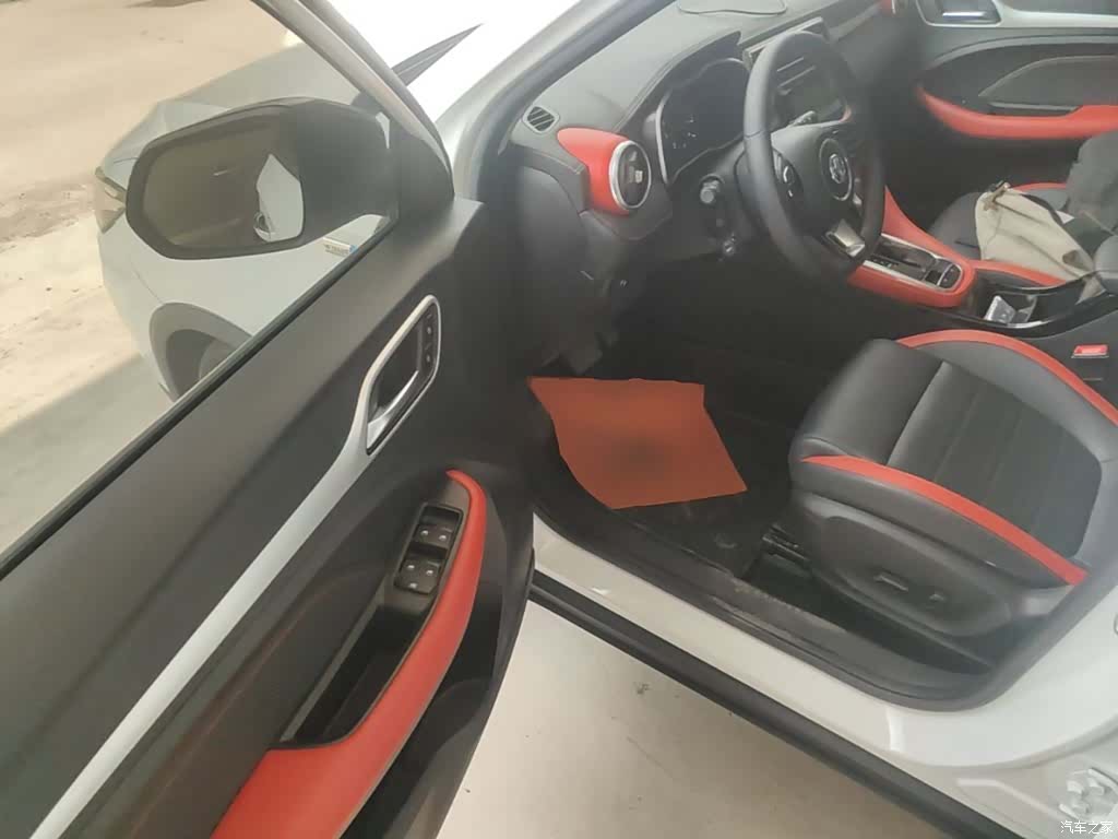 MG ZS, 2021 16