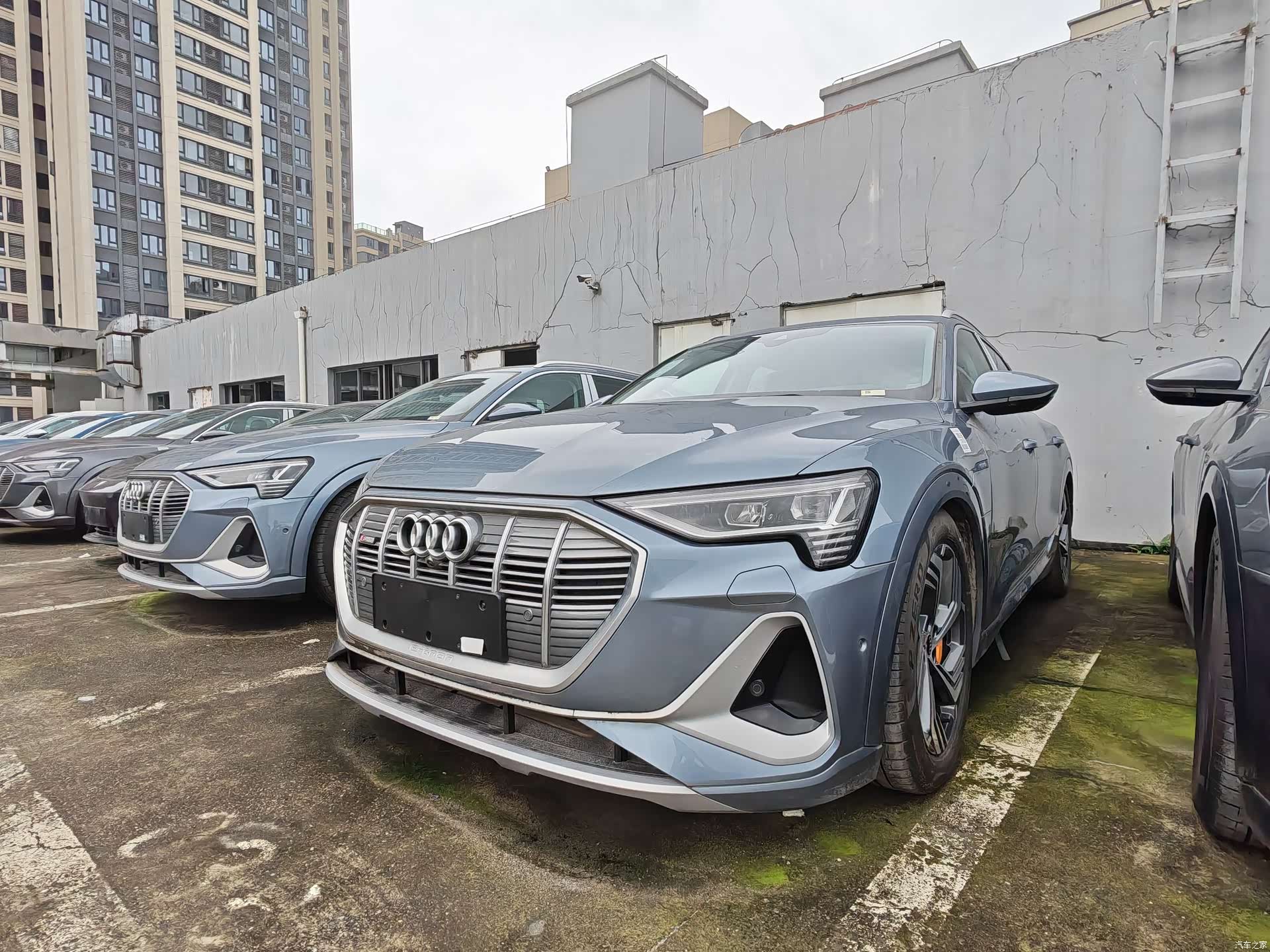 Audi e-tron, 2026 1