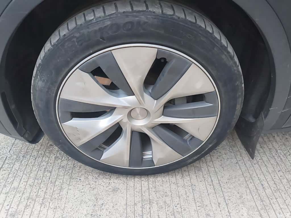 Tesla Model Y, 2021 23