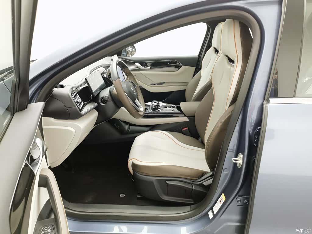 BYD Qin, 2024 10