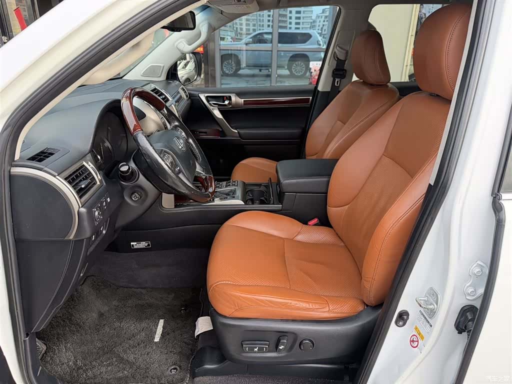 Lexus GX, 2014 9