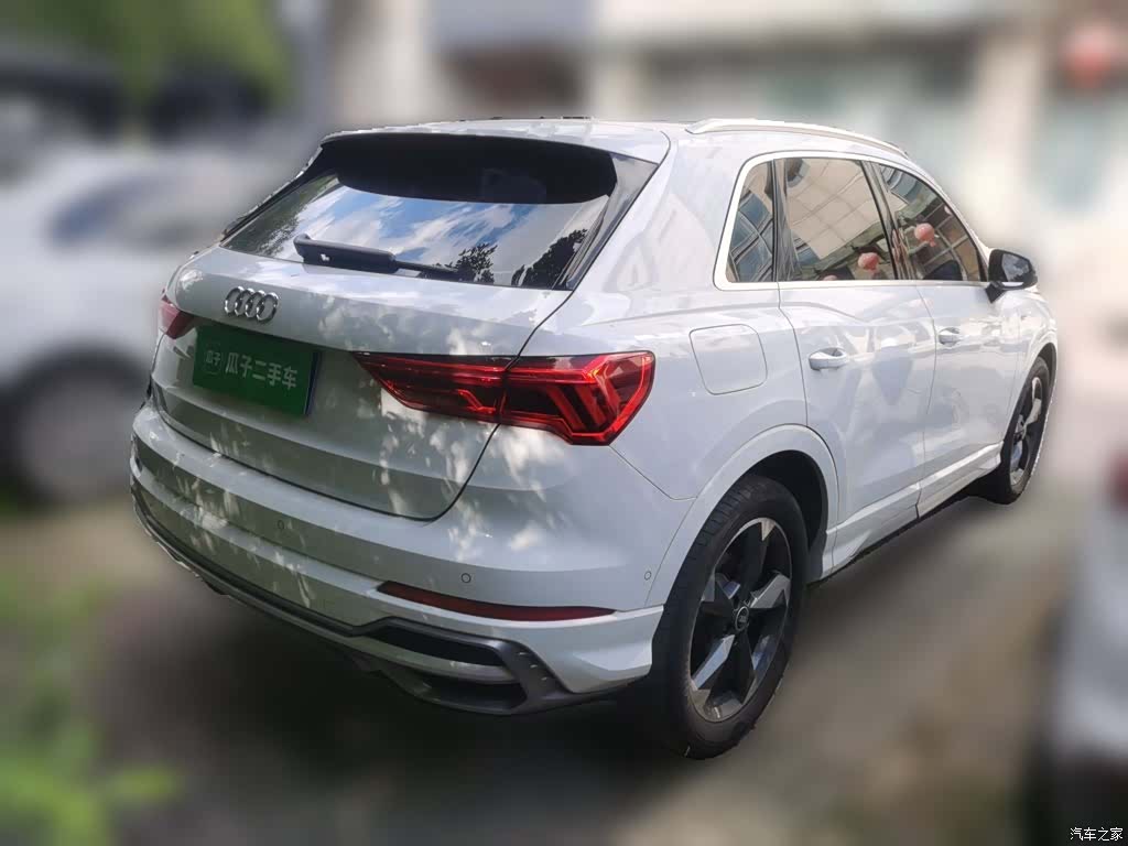 Audi Q3, 2022 4