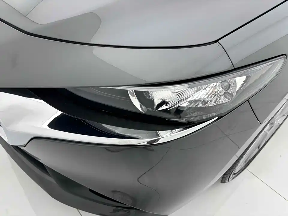 Mazda 3 Angkesaila