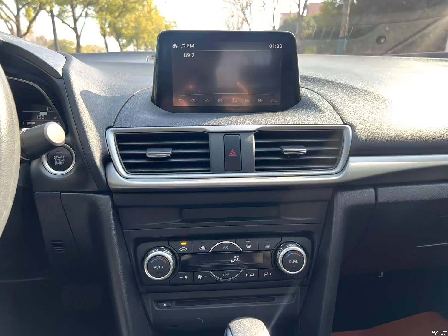 Mazda Mazda3, 2017 4