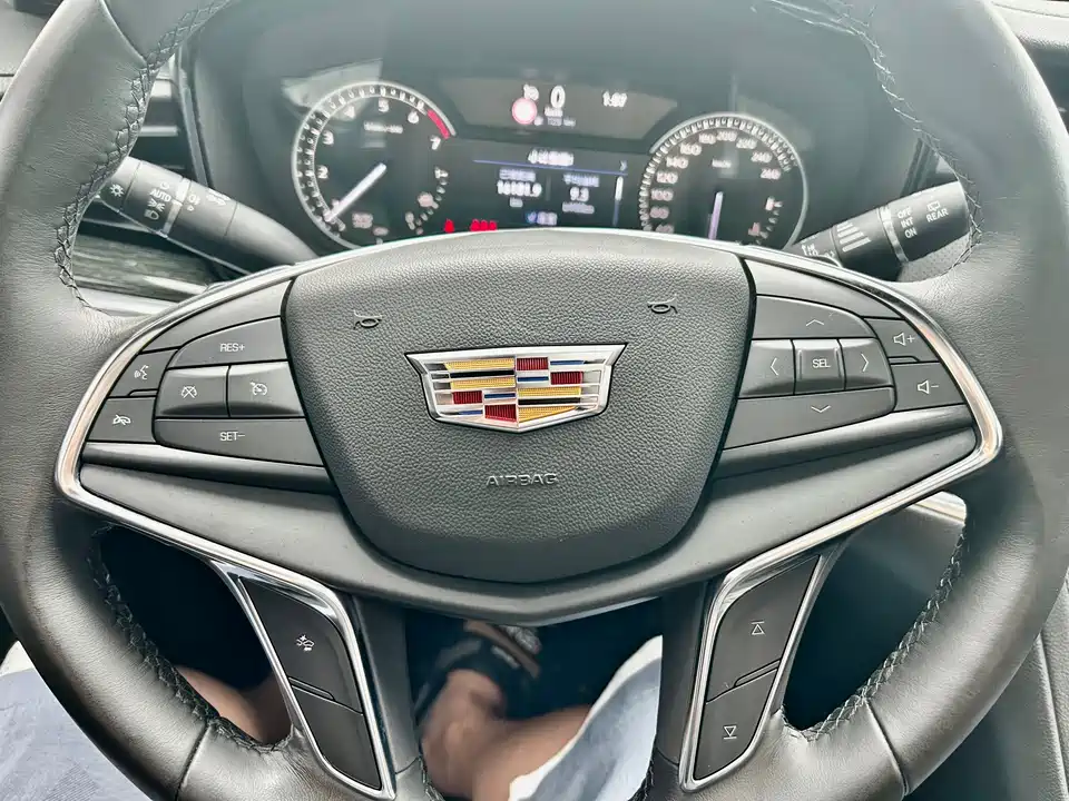 Cadillac XT5