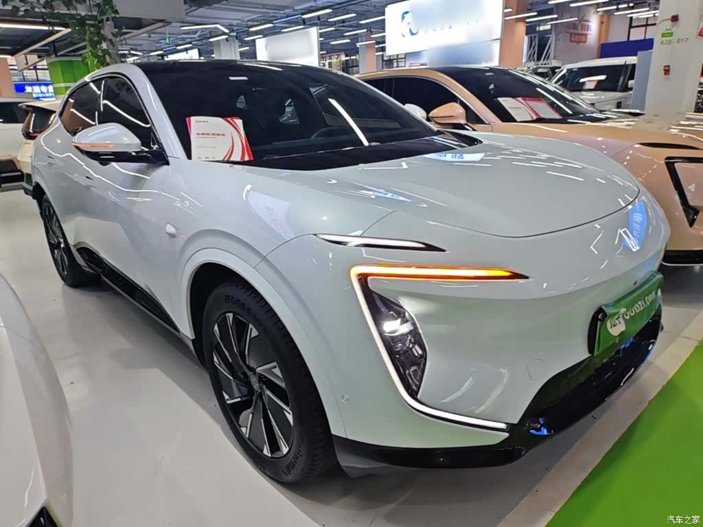 Avatr 07, 2025 4