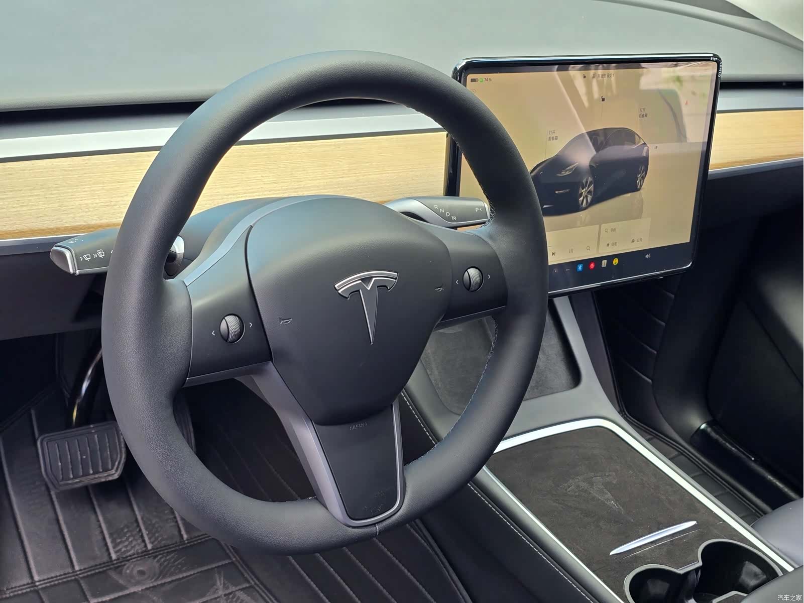 Tesla Model Y, 2022 12