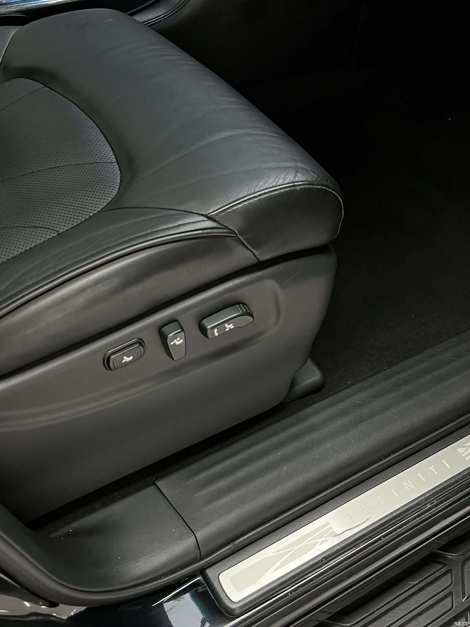 Infiniti QX56, 2014 27