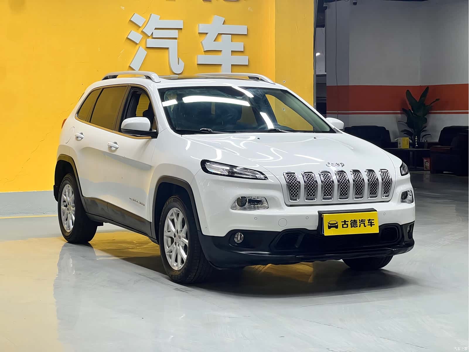 Jeep Cherokee, 2016 3