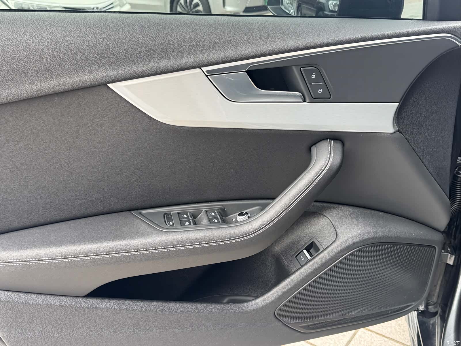 Audi A4L, 2022 7