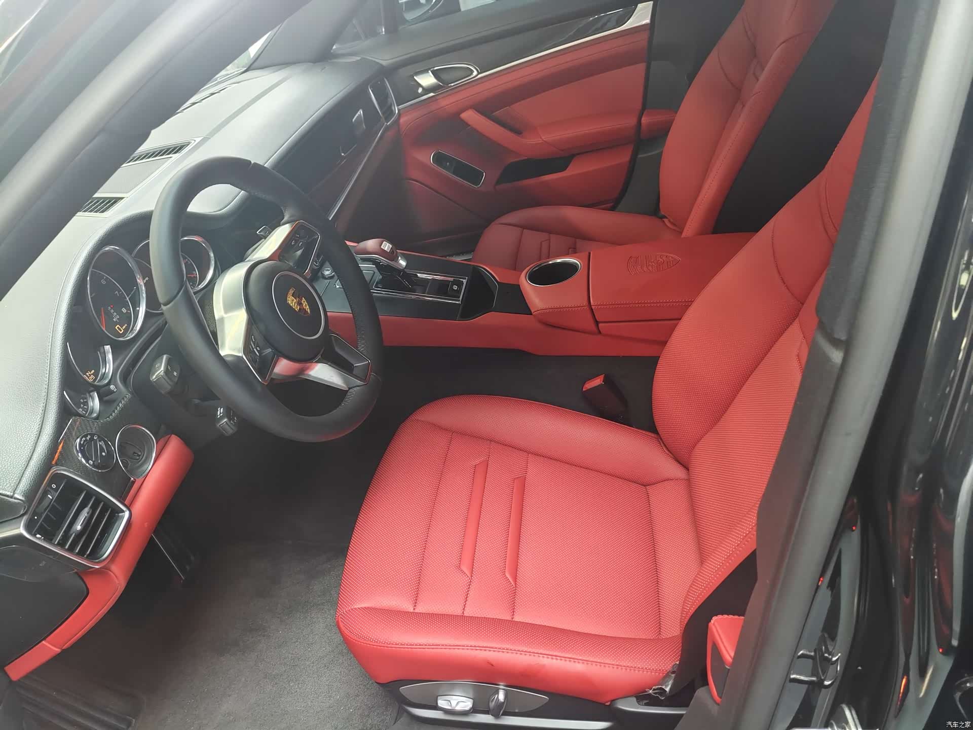 Porsche Panamera, 2011 все фото