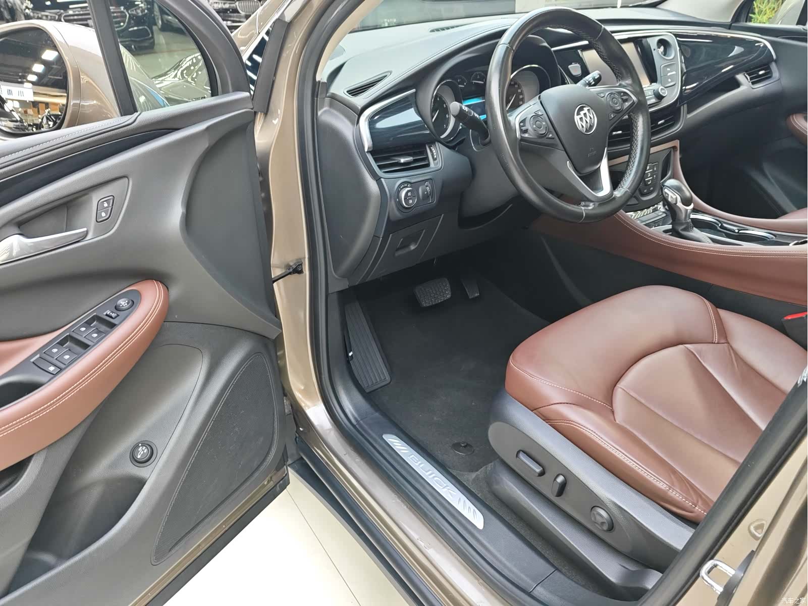 Buick Envision Plus, 2019 18
