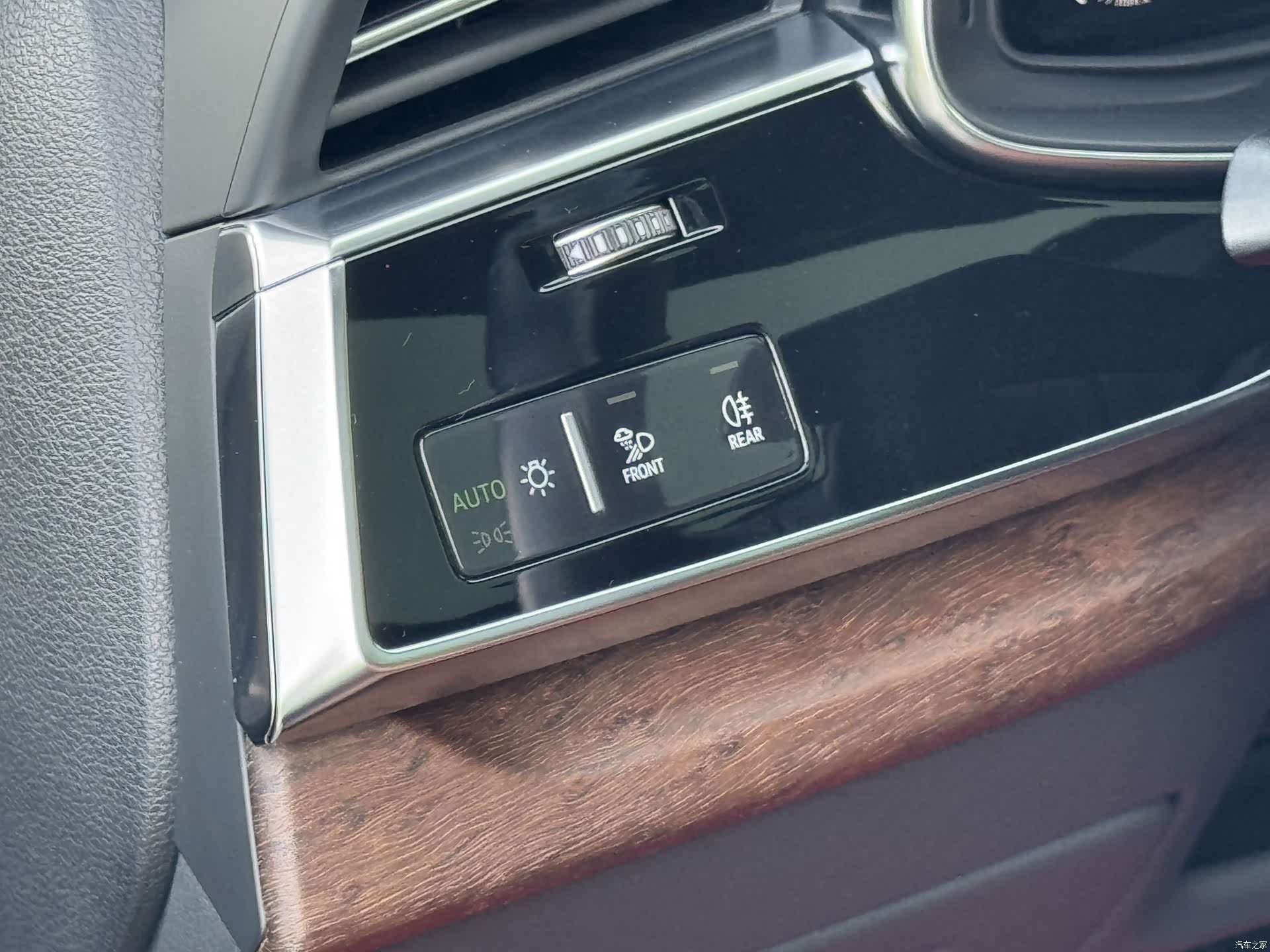 Audi Q7, 2020 10