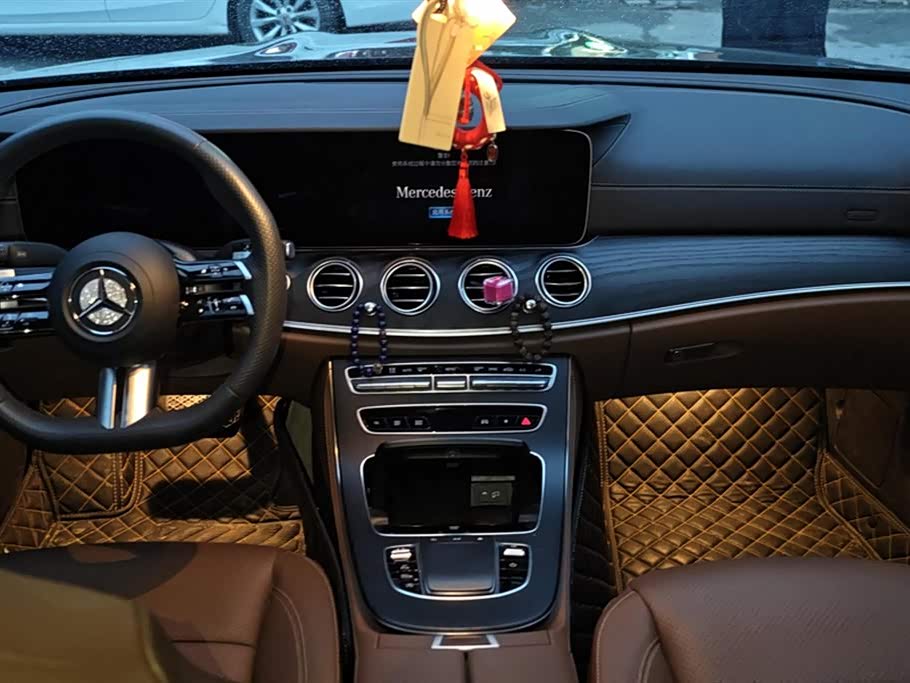 Mercedes-Benz E-class Mercedes-Benz E-class
