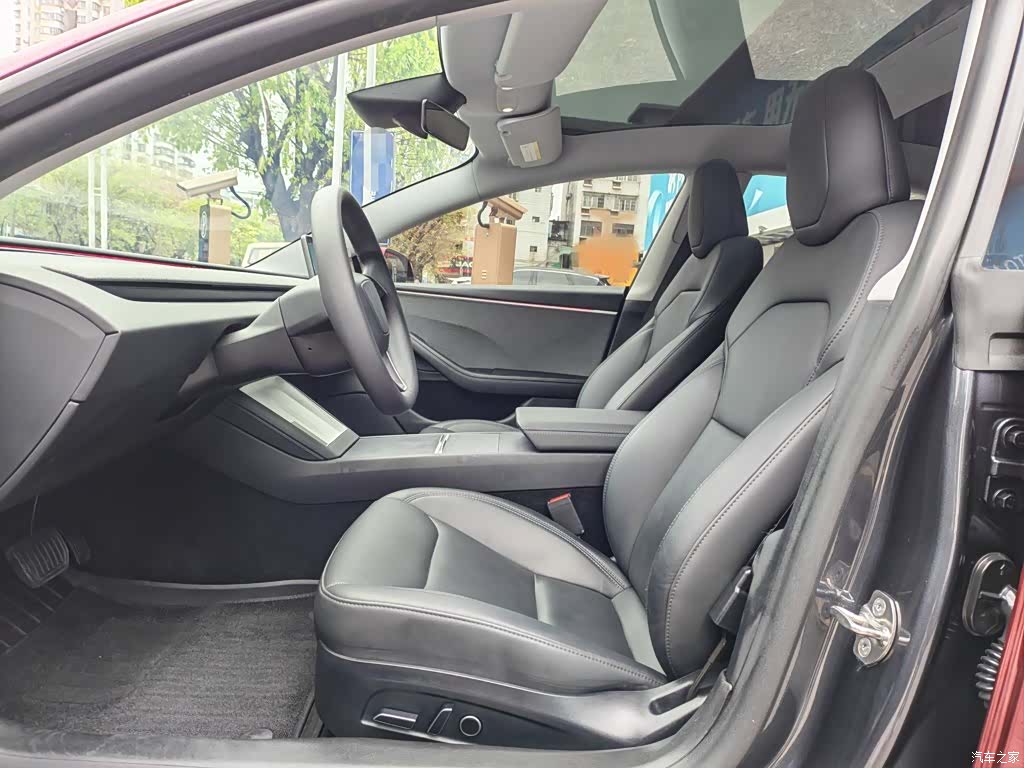 Tesla Model 3, 2024 9