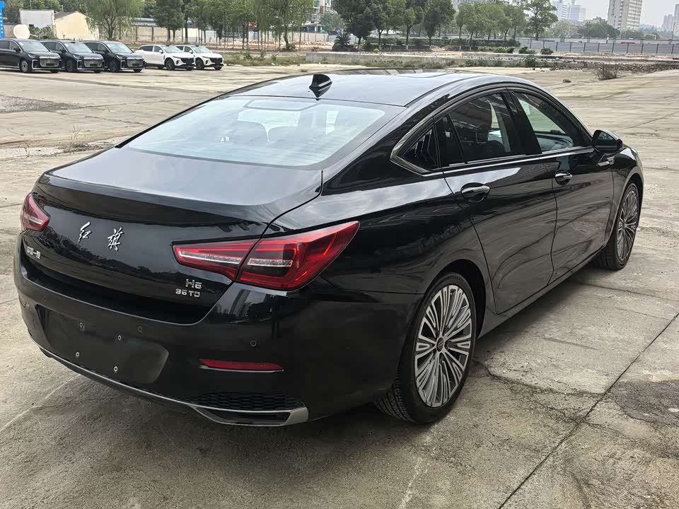 Hongqi H5