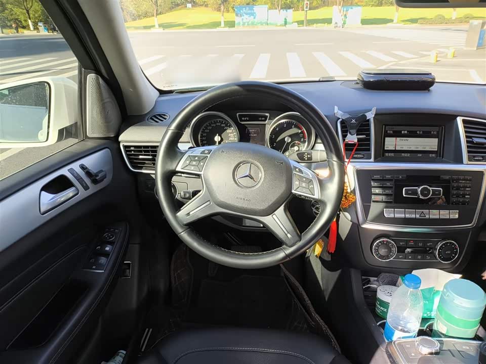 Mercedes-Benz M class