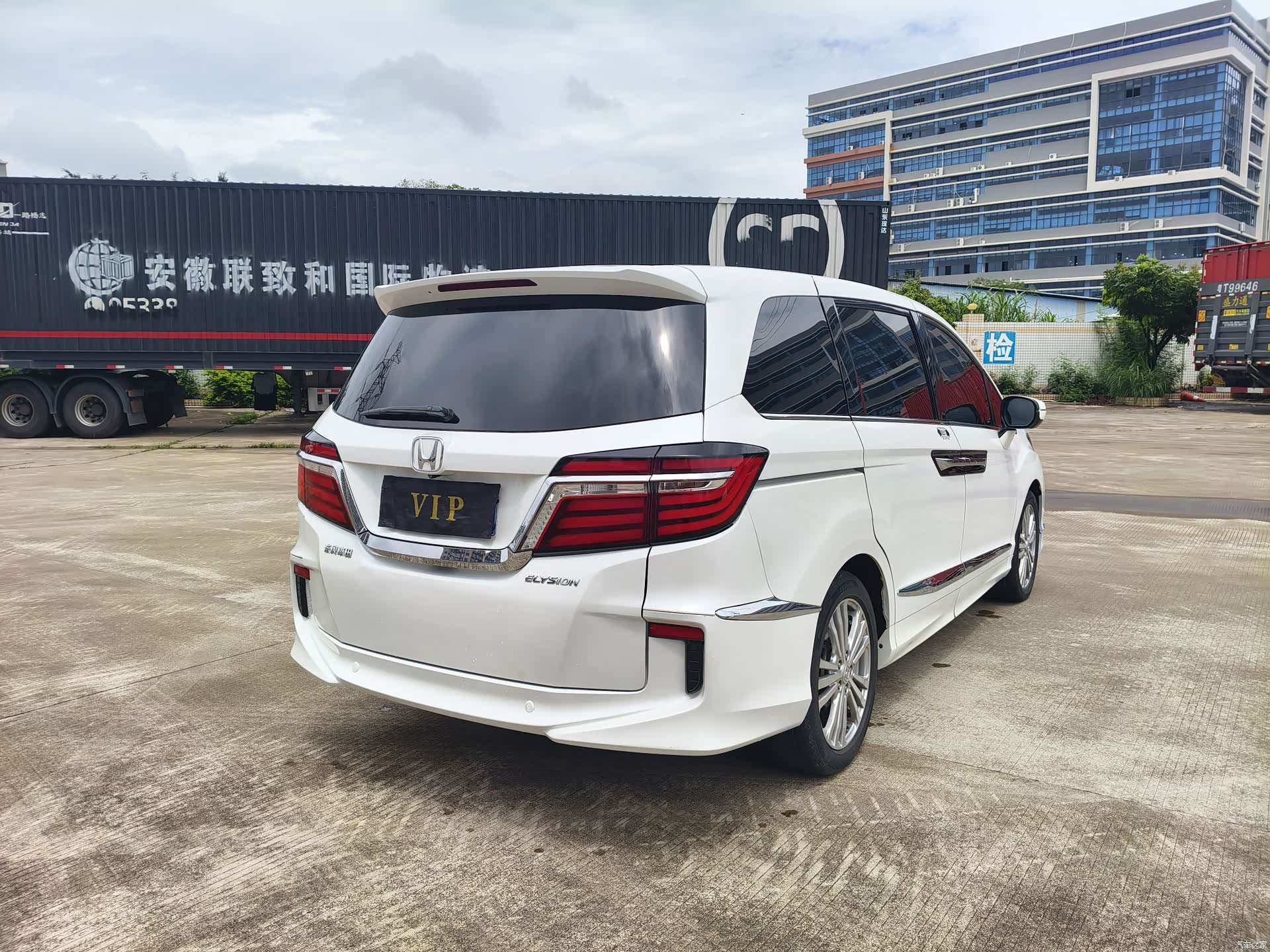 Honda Elysion, 2017 6