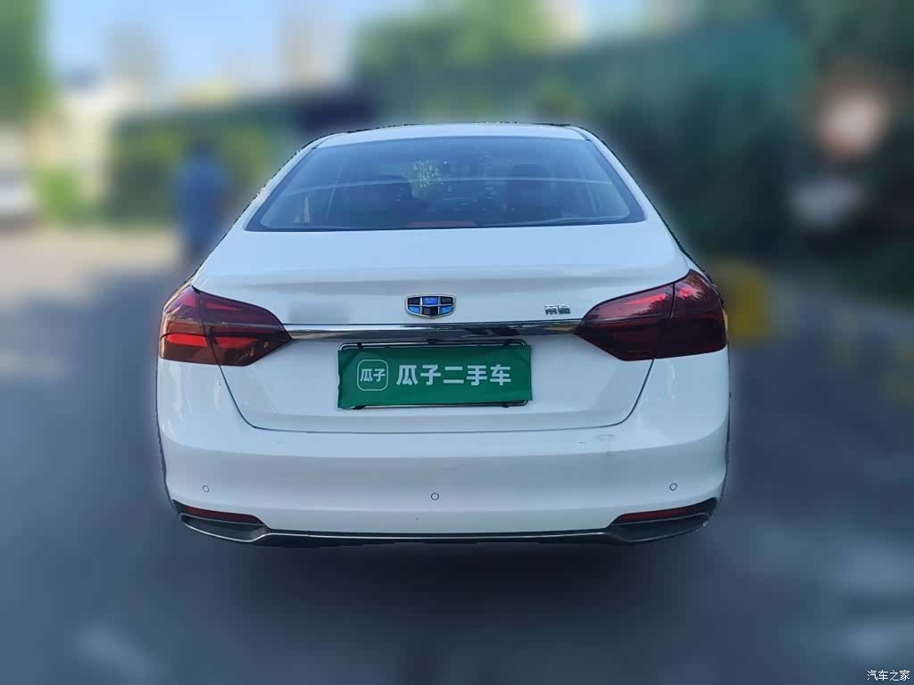 Geely Emgrand, 2018 3
