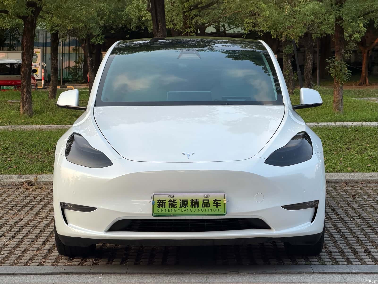 Tesla Model Y, 2023 3