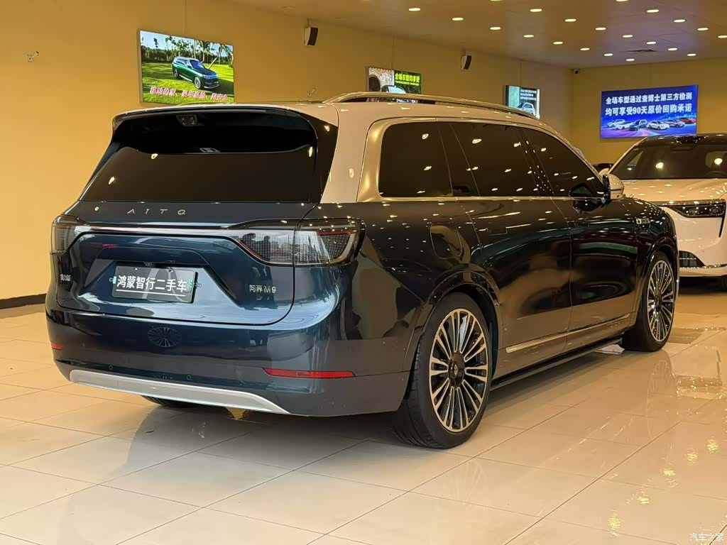 AITO M9, 2025 3
