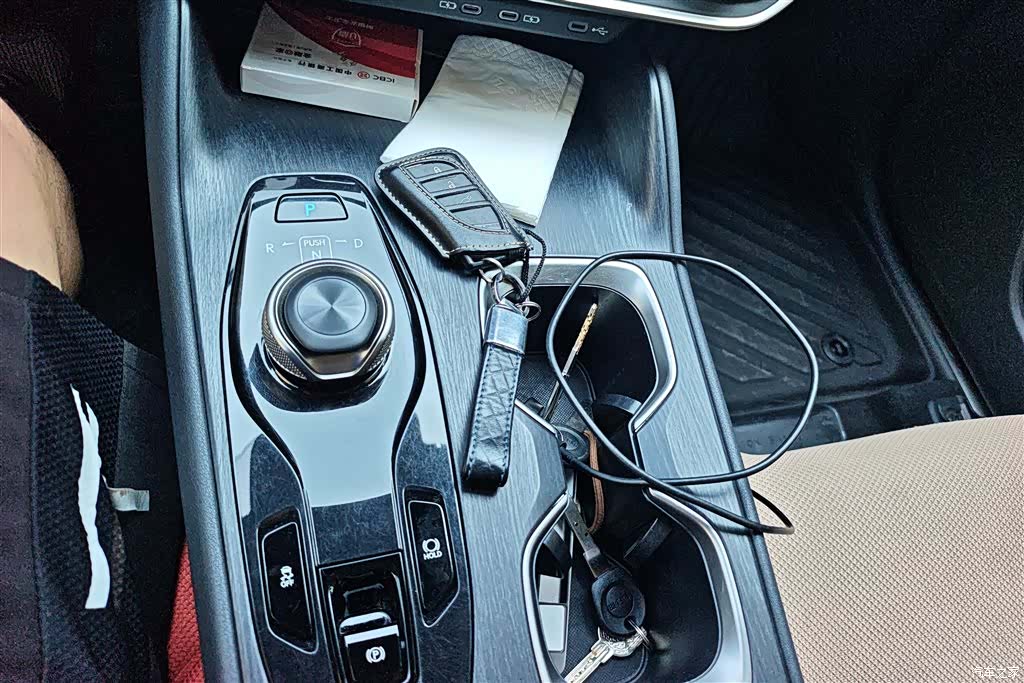 Lexus RZ, 2024 16