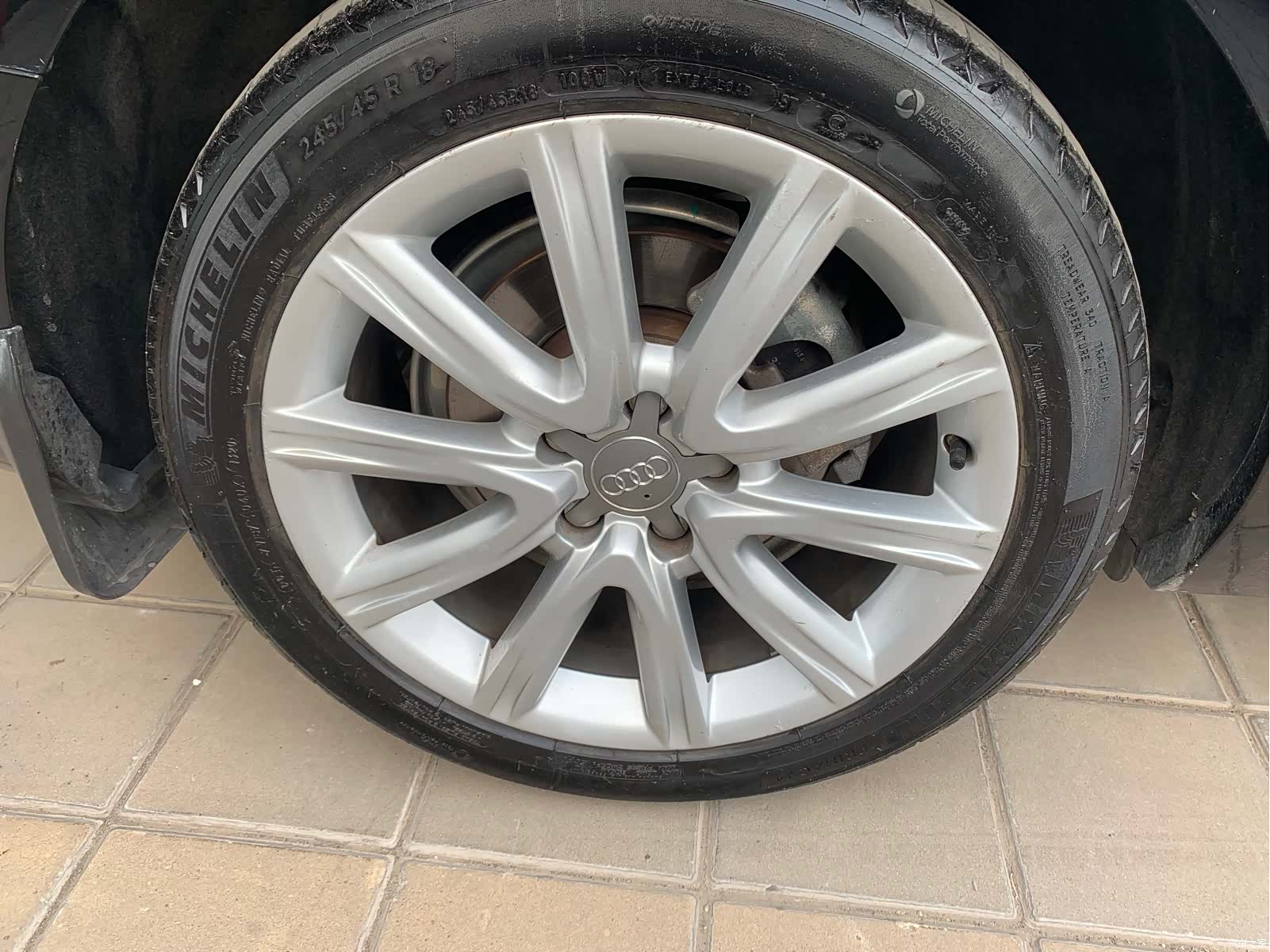 Audi A6L, 2016 11