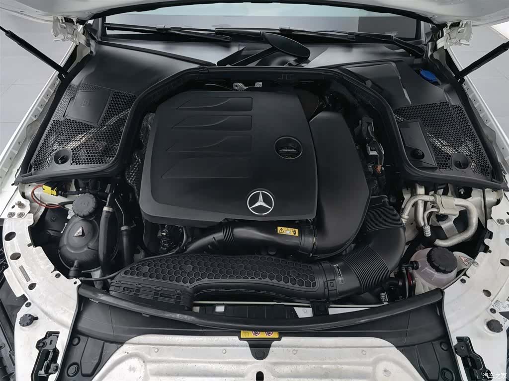 Mercedes-Benz C-Class, 2020 6